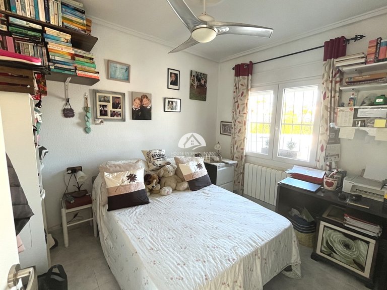 Villa for Sale in Ciudad Quesada Rojales - Ciudad Quesada, Alicante 8