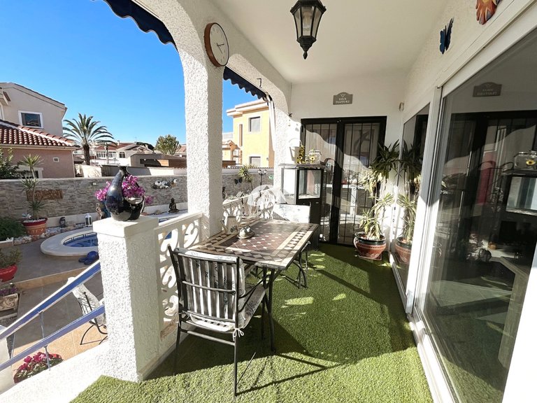 Villa for Sale in Ciudad Quesada Rojales - Ciudad Quesada, Alicante 20
