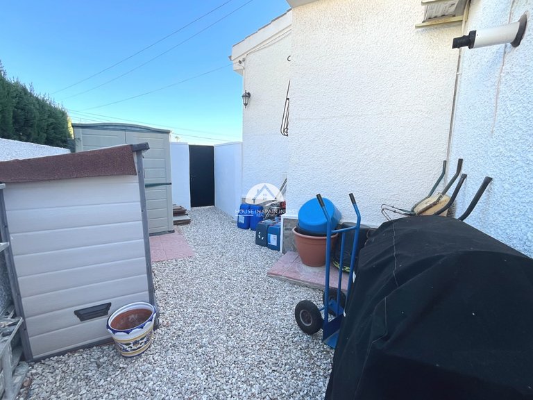 Villa for Sale in Ciudad Quesada Rojales - Ciudad Quesada, Alicante 32