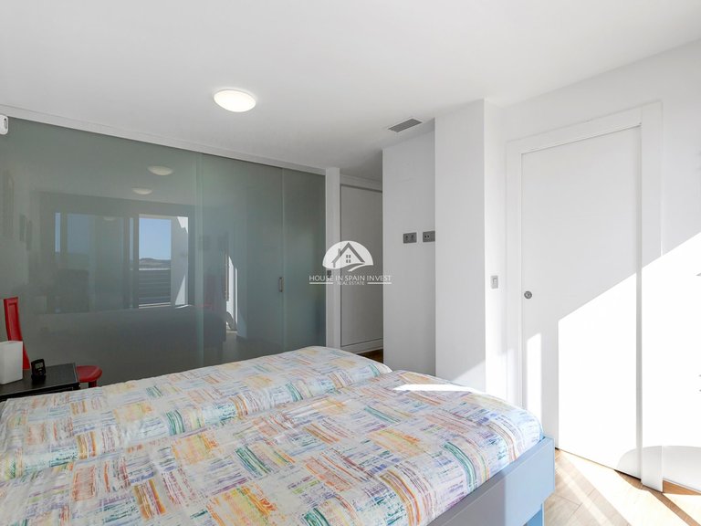Villa for Sale in Vistabella Vistabella Golf, Alicante 19