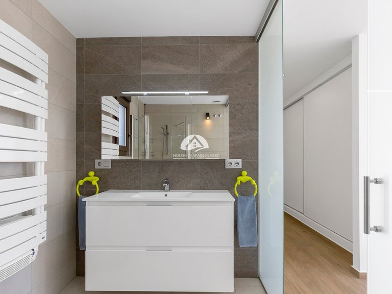 Villa for Sale in Vistabella Vistabella Golf, Alicante 21