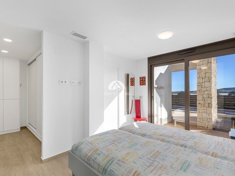 Villa for Sale in Vistabella Vistabella Golf, Alicante 23