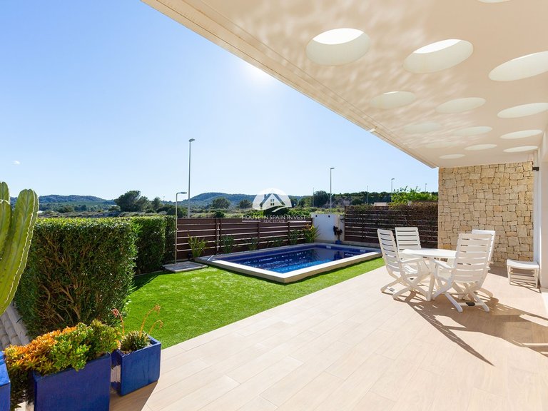 Villa for Sale in Vistabella Vistabella Golf, Alicante 44