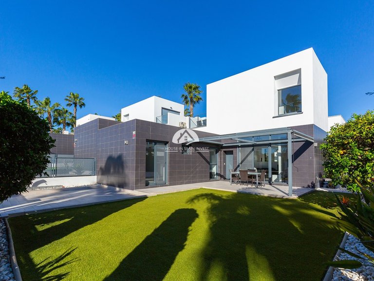 Town House for Sale in Algorfa - La Finca Golf Algorfa - La Finca Golf, Alicante 1