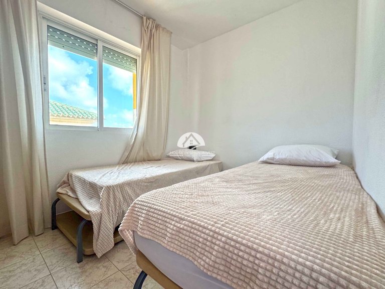 Apartment for Sale in La Mata Torrevieja, Alicante 9