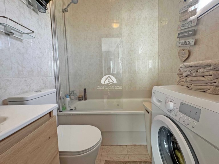 Apartment for Sale in La Mata Torrevieja, Alicante 12