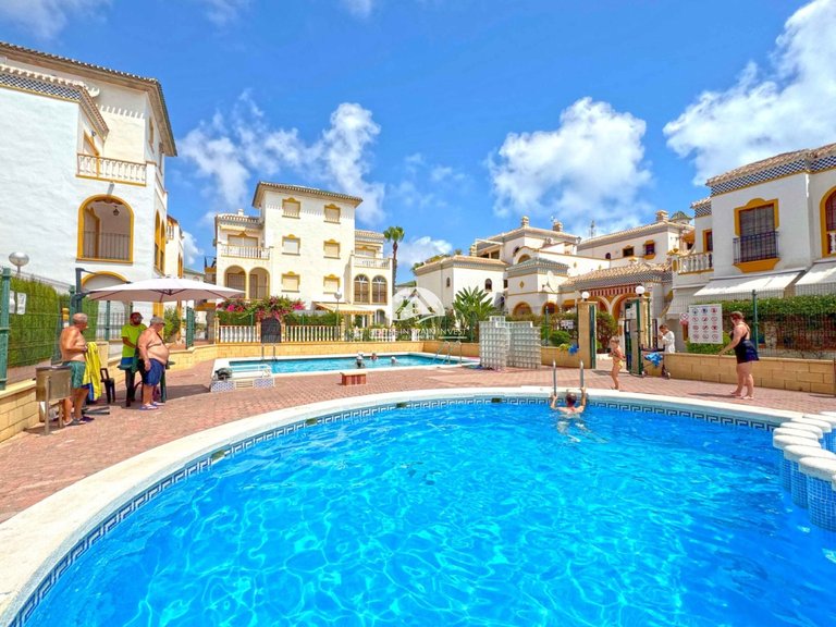 Apartment for Sale in La Mata Torrevieja, Alicante 25