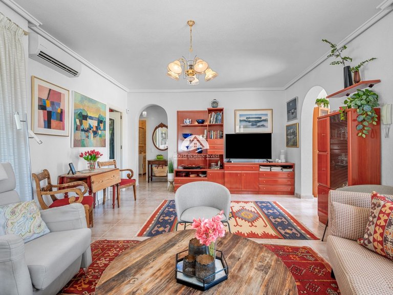 Villa for Sale in Ciudad Quesada Rojales - Ciudad Quesada, Alicante 14