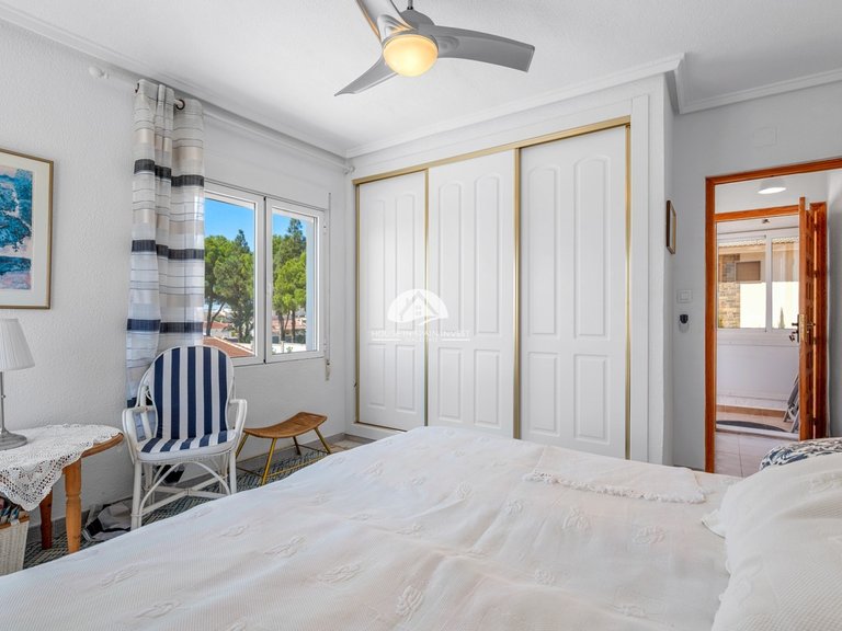 Villa for Sale in Ciudad Quesada Rojales - Ciudad Quesada, Alicante 32