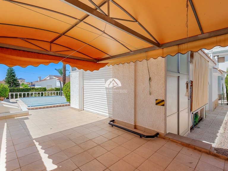 Villa for Sale in Ciudad Quesada Rojales - Ciudad Quesada, Alicante 40