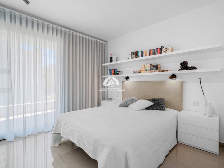 Villa for Sale in Guardamar - El Raso Guardamar Del Segura, Alicante 39