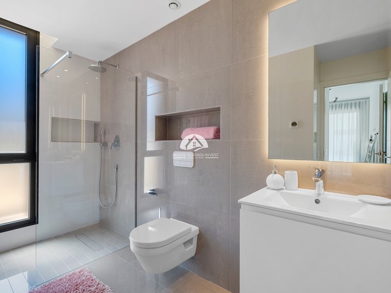 Villa for Sale in Guardamar - El Raso Guardamar Del Segura, Alicante 42