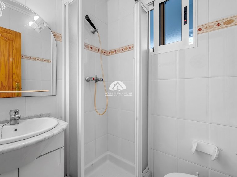 Apartment for Sale in Torrevieja Torrevieja, Alicante 17