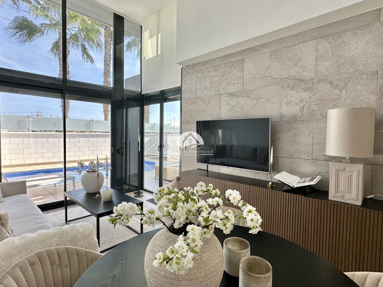 Villa for Sale in Lomas de Cabo Roig Orihuela Costa, Alicante 15