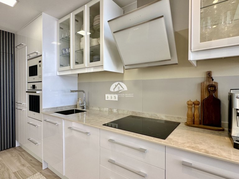 Villa for Sale in Lomas de Cabo Roig Orihuela Costa, Alicante 30