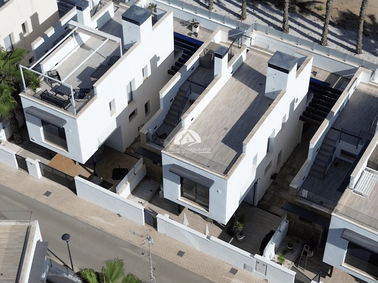 Villa for Sale in Lomas de Cabo Roig Orihuela Costa, Alicante 32