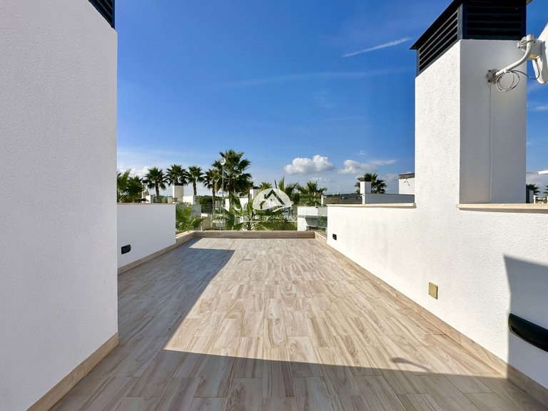 Villa for Sale in Lomas de Cabo Roig Orihuela Costa, Alicante 49