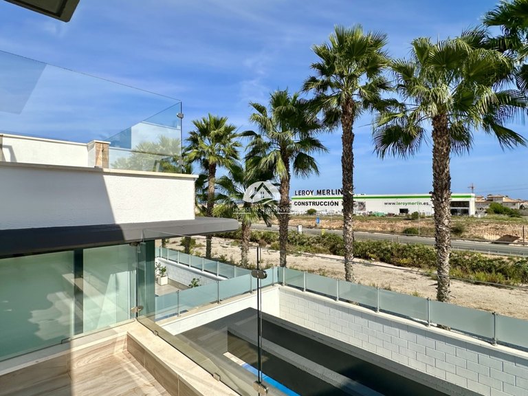 Villa for Sale in Lomas de Cabo Roig Orihuela Costa, Alicante 50