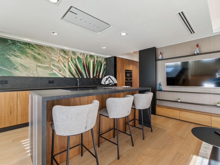 Apartment for Sale in Torrevieja Torrevieja, Alicante 2