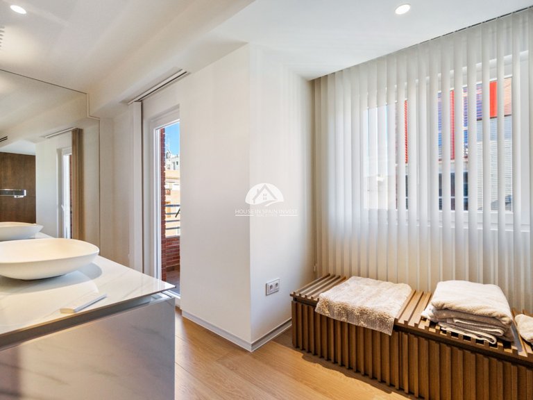 Apartment for Sale in Torrevieja Torrevieja, Alicante 4