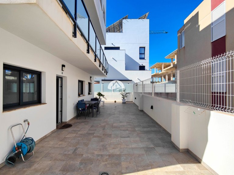 Apartment for Sale in Guardamar - El Raso Guardamar Del Segura, Alicante 4