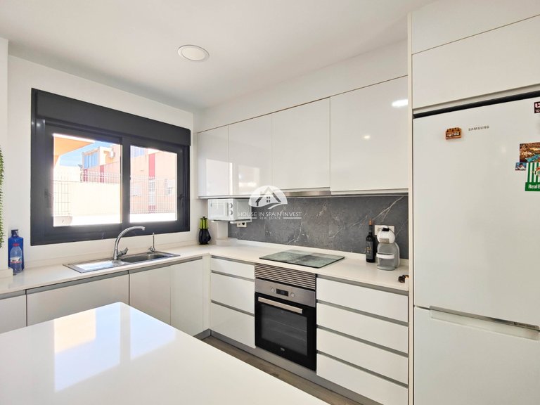 Apartment for Sale in Guardamar - El Raso Guardamar Del Segura, Alicante 11