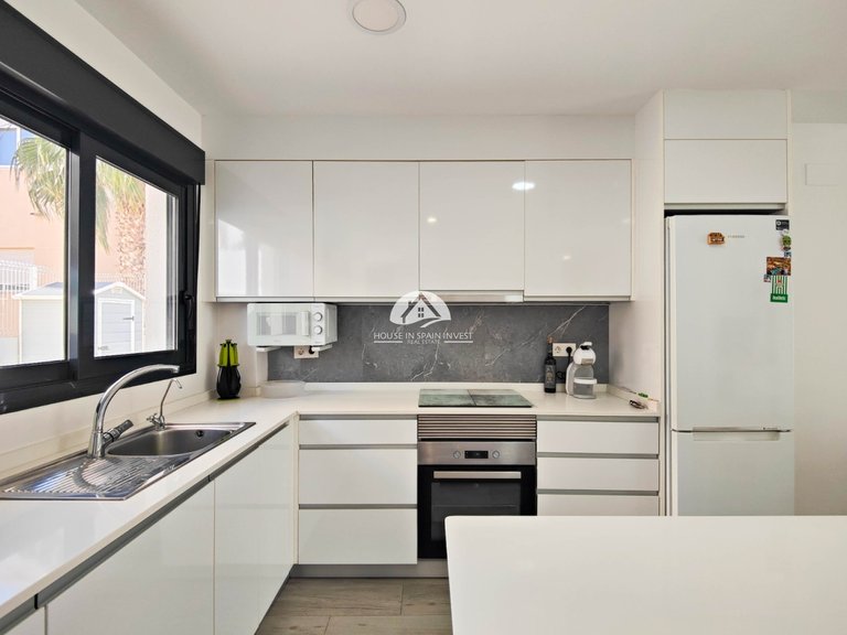 Apartment for Sale in Guardamar - El Raso Guardamar Del Segura, Alicante 12