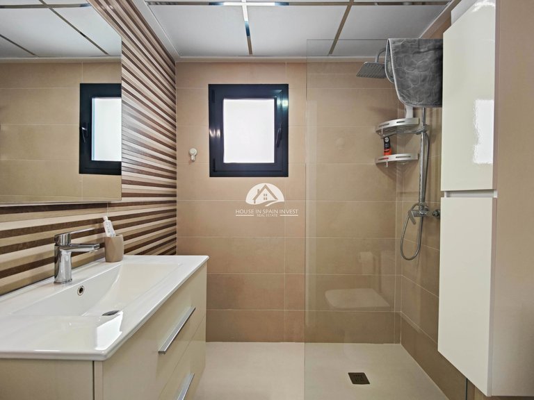 Apartment for Sale in Guardamar - El Raso Guardamar Del Segura, Alicante 23