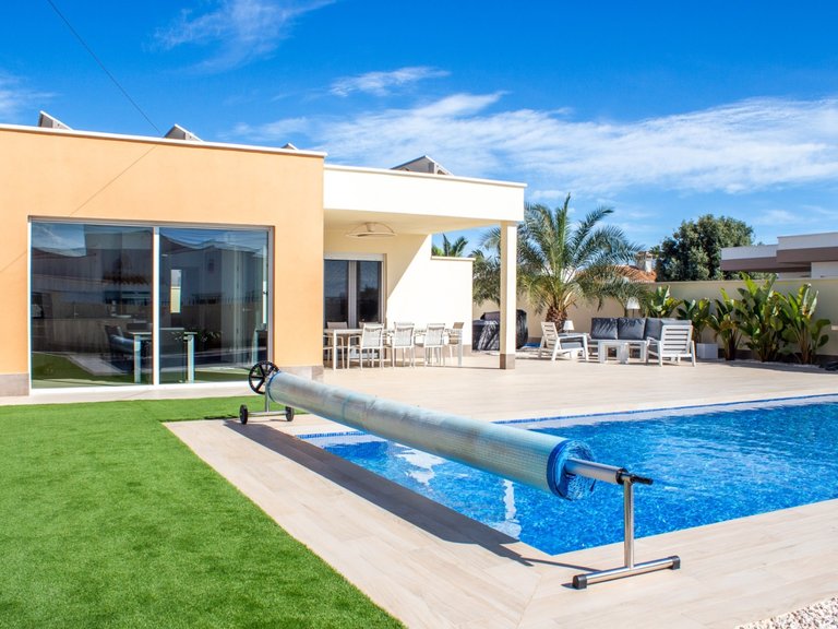 Villa for Sale in La Siesta - El Salado - Torreta Torrevieja, Alicante 1