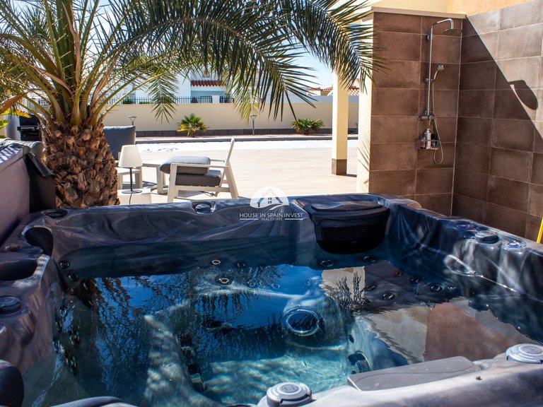Villa for Sale in La Siesta - El Salado - Torreta Torrevieja, Alicante 10