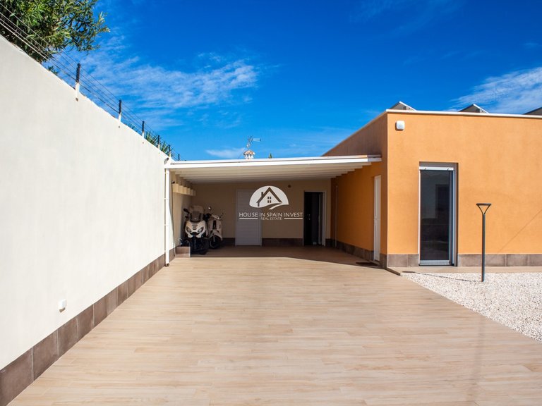 Villa for Sale in La Siesta - El Salado - Torreta Torrevieja, Alicante 37