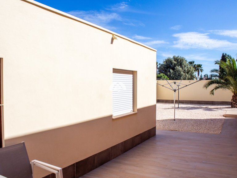 Villa for Sale in La Siesta - El Salado - Torreta Torrevieja, Alicante 45