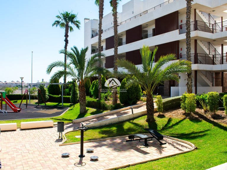 Apartment for Sale in Lomas de Cabo Roig Orihuela Costa, Alicante 2