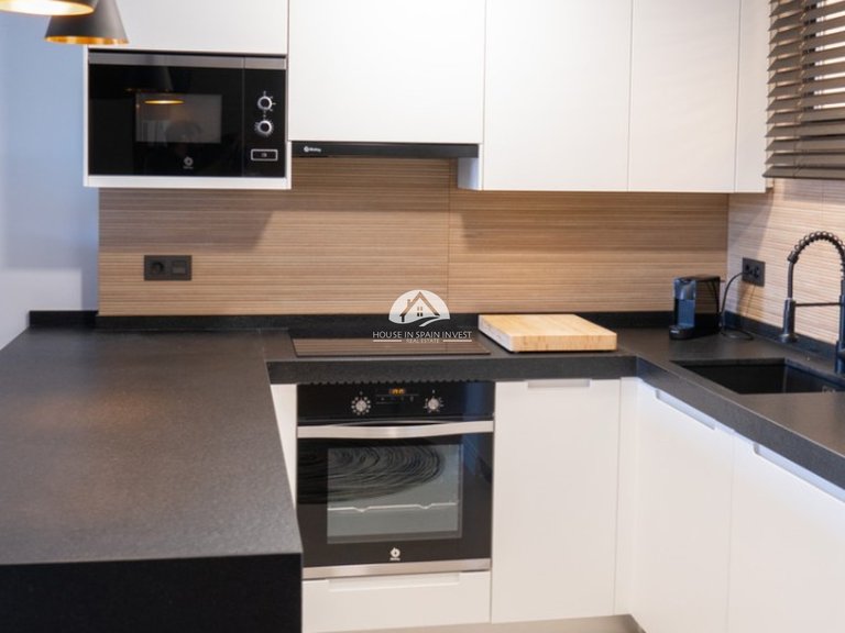 Apartment for Sale in Torrevieja Torrevieja, Alicante 5