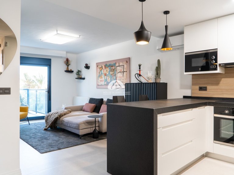 Apartment for Sale in Torrevieja Torrevieja, Alicante 6