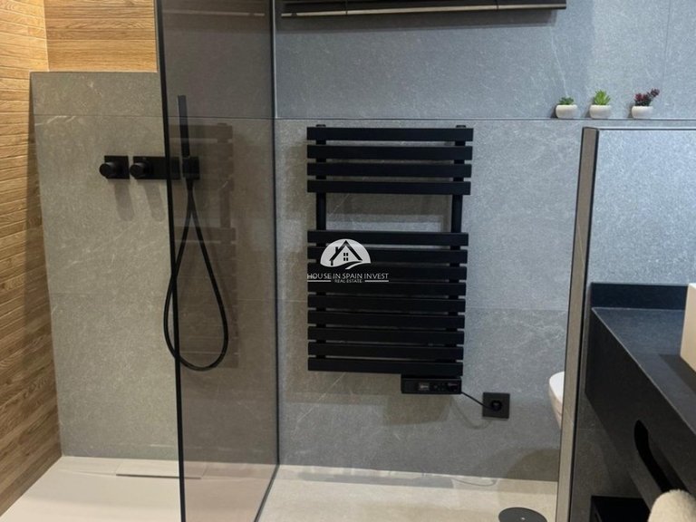 Apartment for Sale in Torrevieja Torrevieja, Alicante 16