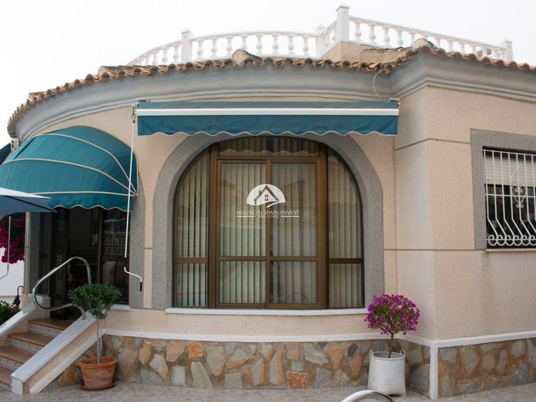 Villa for Sale in Torrevieja Torrevieja, Alicante 4