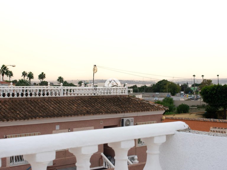 Villa for Sale in Torrevieja Torrevieja, Alicante 26