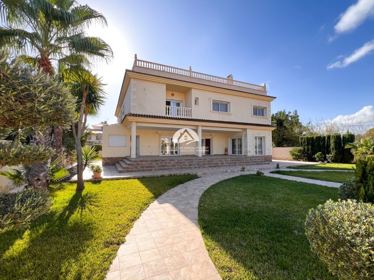 Villa for Sale in Orihuela Costa Orihuela Costa, Alicante 3