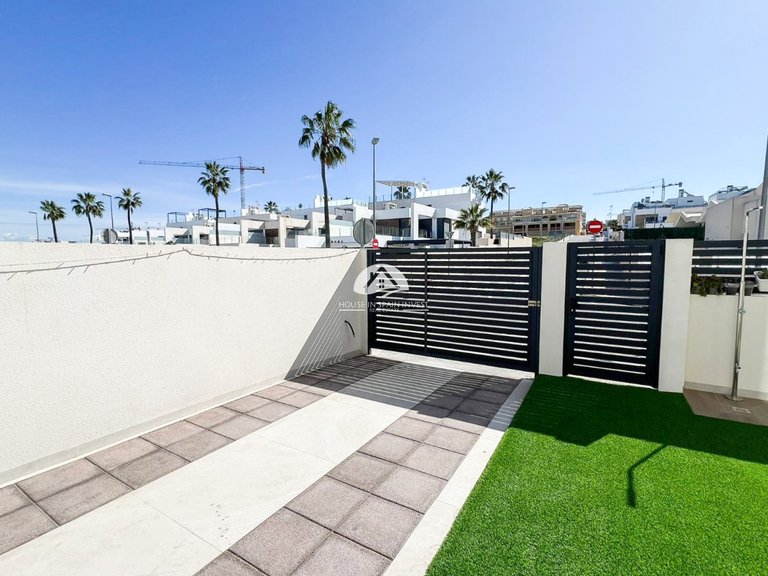 Villa for Sale in Benijofar Benijofar, Alicante 3