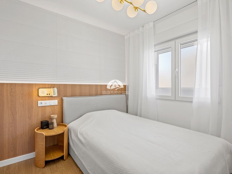 Apartment for Sale in Punta Prima Orihuela Costa, Alicante 12