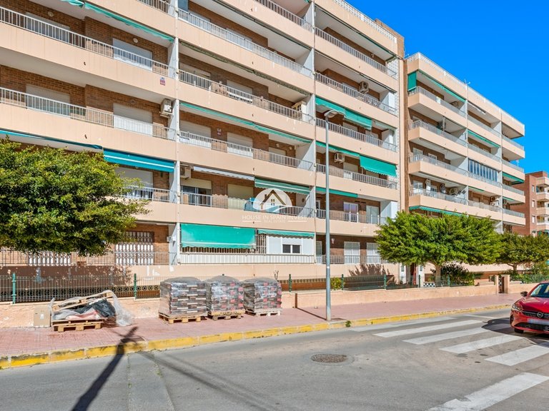 Apartment for Sale in Punta Prima Orihuela Costa, Alicante 24