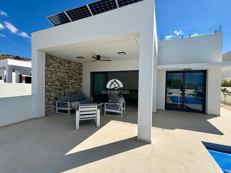 Villa for Sale in Ciudad Quesada Rojales - Ciudad Quesada, Alicante 7