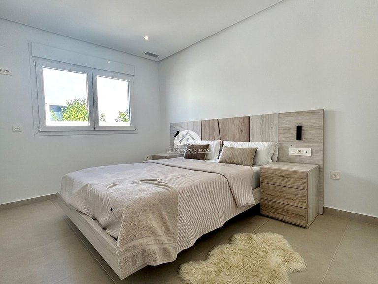 Villa for Sale in Ciudad Quesada Rojales - Ciudad Quesada, Alicante 12