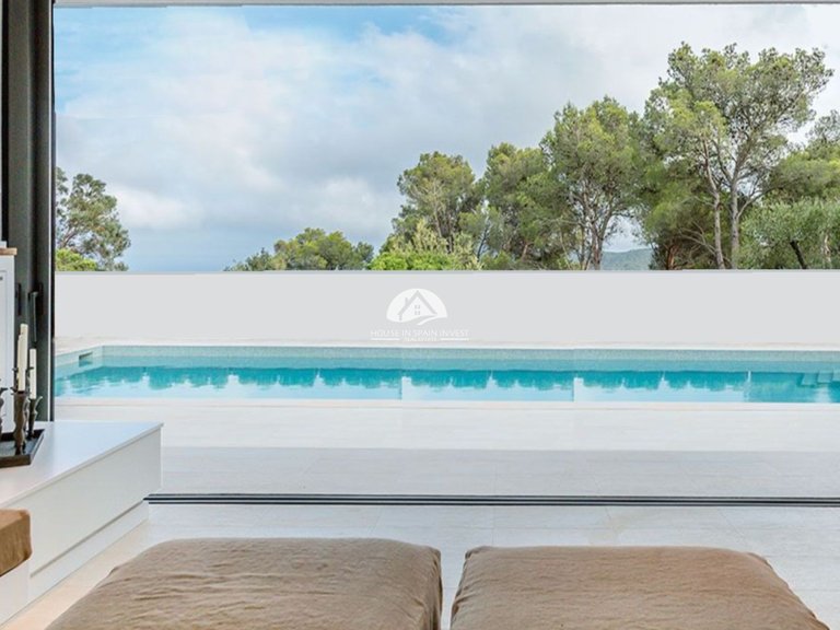 Villa for Sale in Villamartín - Las Filipinas Orihuela Costa, Alicante 6