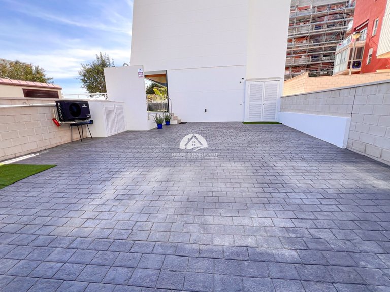 Apartment for Sale in Guardamar - El Raso Guardamar Del Segura, Alicante 25