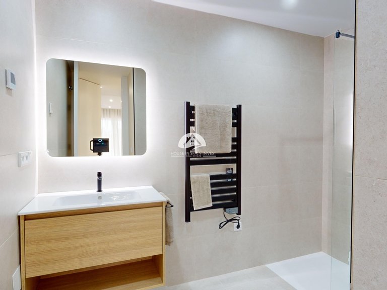 Apartment for Sale in Lomas de Cabo Roig Orihuela Costa, Alicante 30