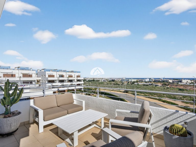 Apartment for Sale in Lomas de Cabo Roig Orihuela Costa, Alicante 1