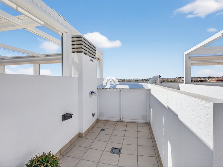 Apartment for Sale in Lomas de Cabo Roig Orihuela Costa, Alicante 32