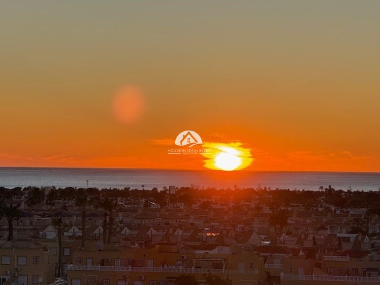 Apartment for Sale in Lomas de Cabo Roig Orihuela Costa, Alicante 39